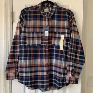 BRAND NEW button down flannel